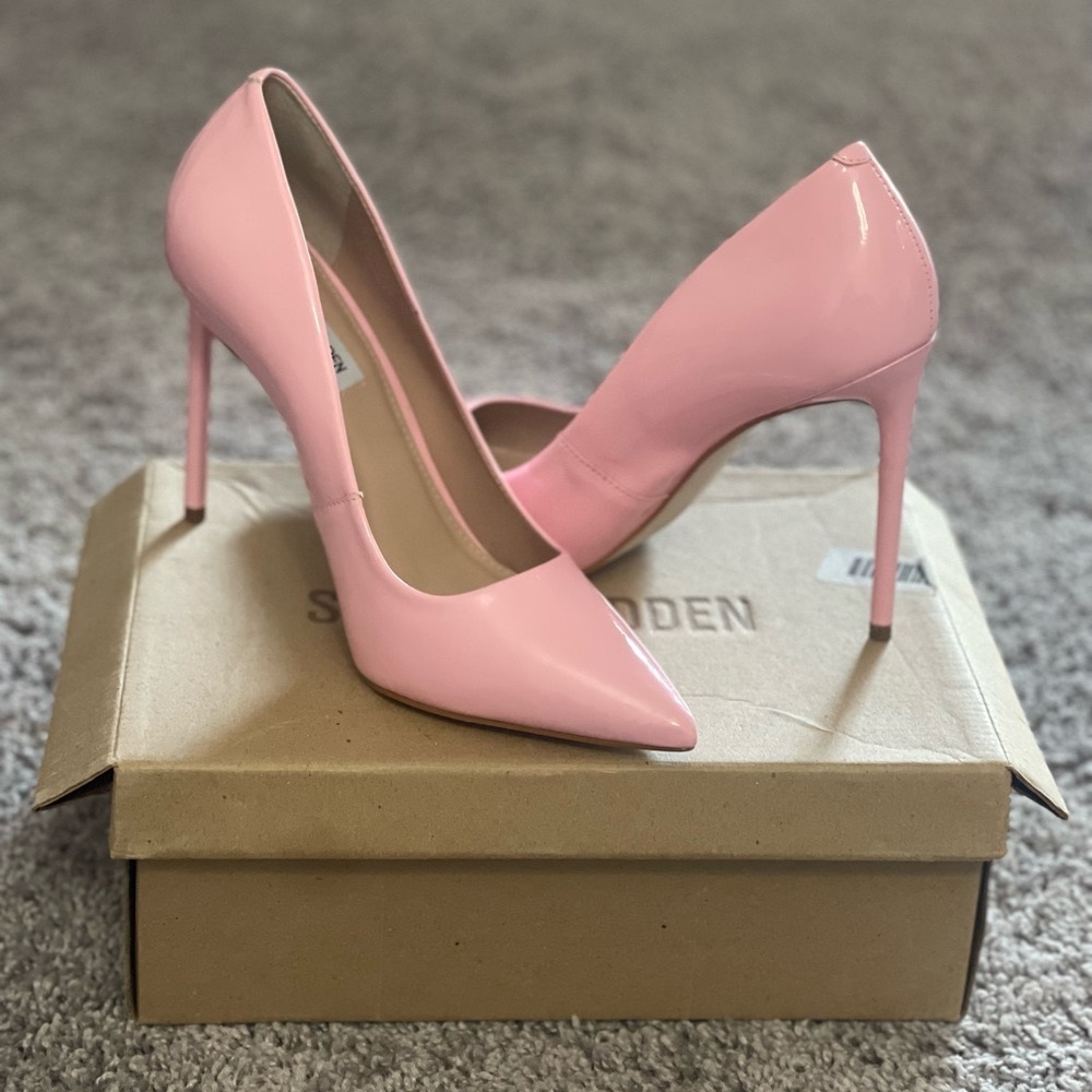 Bubble gum pink Steve Madden pumps $65 OBO!
